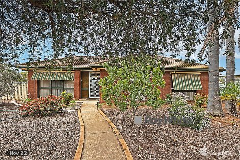 21 Martin Ave, Ouyen, VIC 3490