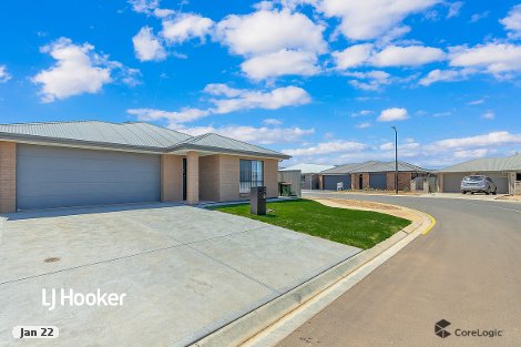 8 Sturt Cct, Eyre, SA 5121