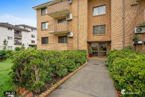 4/6 Forbes St, Warwick Farm, NSW 2170