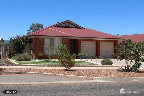 82 Tiliqua Cres, Roxby Downs, SA 5725