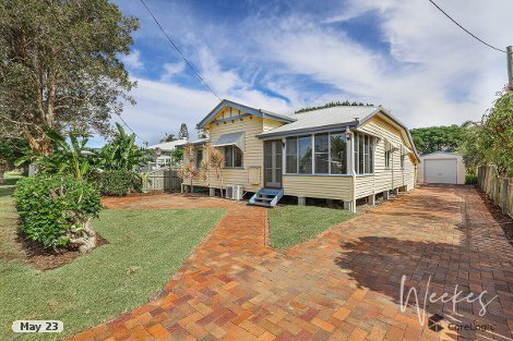 32 Bathurst St, Elliott Heads, QLD 4670