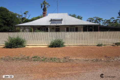 12 Clarke St, Moora, WA 6510