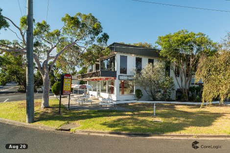 1 Forrest Ave, Newhaven, VIC 3925