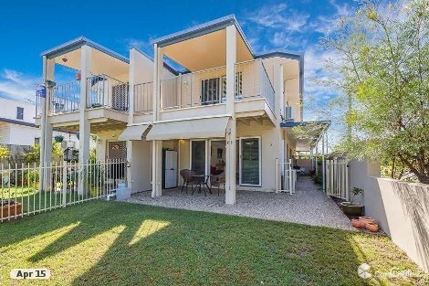 2/61 Toorbul St, Bongaree, QLD 4507