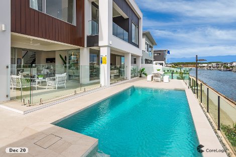 1 Santa Monica Bvd, Hope Island, QLD 4212