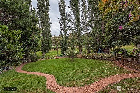 166 Lesmurdie Rd, Lesmurdie, WA 6076