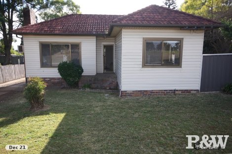 15 Stapleton Pde, St Marys, NSW 2760