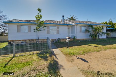 25 John St, South Tamworth, NSW 2340