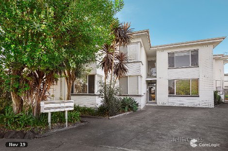 2/1 Omeo Ct, Bentleigh East, VIC 3165