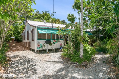 90 Christensen St, Machans Beach, QLD 4878