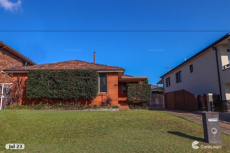 99 Oak Dr, Georges Hall, NSW 2198