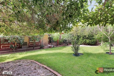 11 Knightsbridge Rd, Leabrook, SA 5068