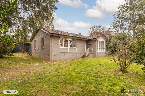 9 Scaddan Pl, Curtin, ACT 2605