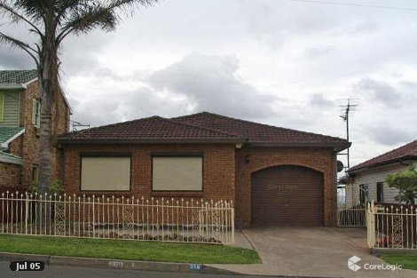 218 Flagstaff Rd, Lake Heights, NSW 2502