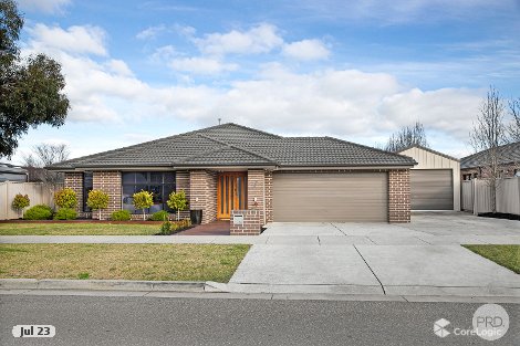 7 Elegante Rd, Winter Valley, VIC 3358