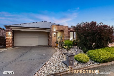 5 Evesham St, Cranbourne North, VIC 3977