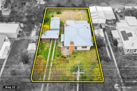 9 Gordon St, Heyfield, VIC 3858