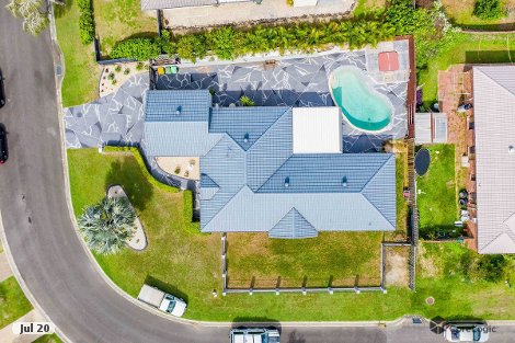 3 Laysan Cres, Oxenford, QLD 4210