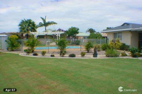 15 Day Pl, Sandstone Point, QLD 4511