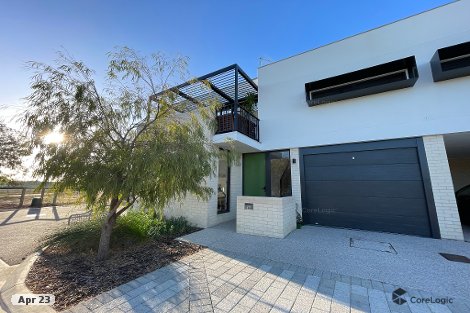 14 Silvergull St, North Coogee, WA 6163