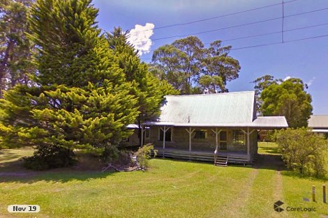 10 Beach St, Lake Tabourie, NSW 2539