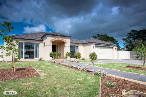 10 Hyperno Ct, New Gisborne, VIC 3438