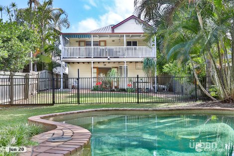 77 Fletcher Pde, Bardon, QLD 4065