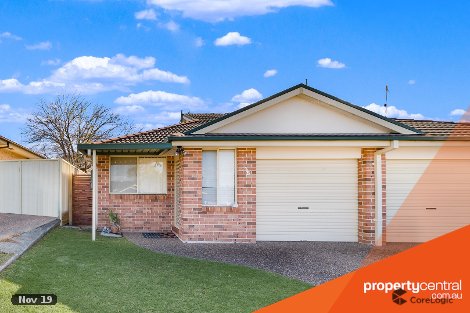 1/8 Friarbird Cres, Glenmore Park, NSW 2745