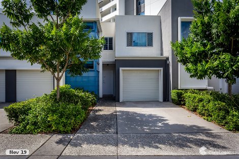 110/3 Compass Dr, Biggera Waters, QLD 4216