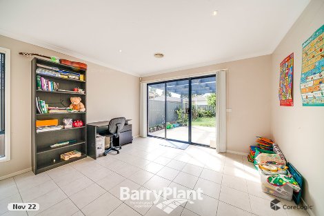 14 Reynard Pl, Cranbourne East, VIC 3977