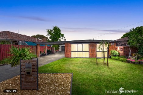 9 Essex Dr, Melton, VIC 3337