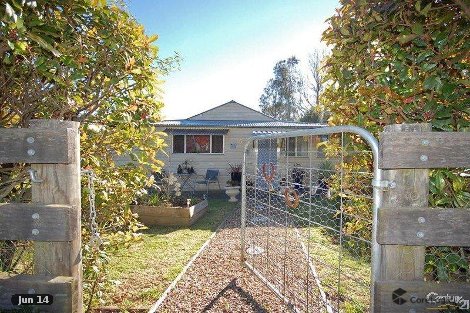 6 Jane St, Hill Top, NSW 2575