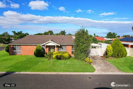 2 Whitsunday Dr, Hoppers Crossing, VIC 3029