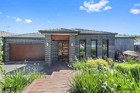 8 Rimfire Ave, Drouin, VIC 3818