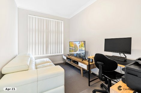 11 Pioneer St, Gregory Hills, NSW 2557