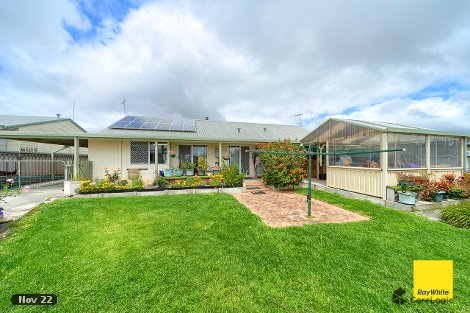 30 Abercorn St, Orana, WA 6330