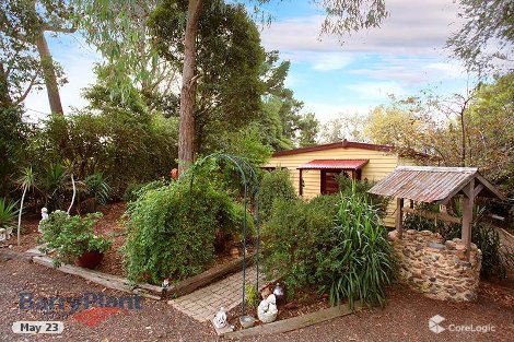 2 Wanda Ave, Wandin North, VIC 3139