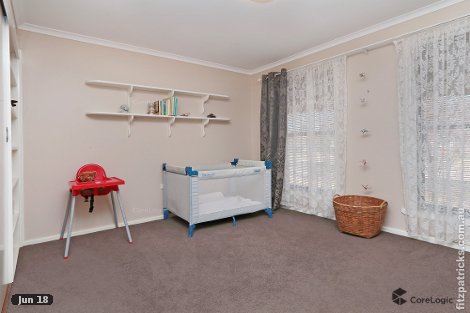 11 Myall Cres, Lake Albert, NSW 2650