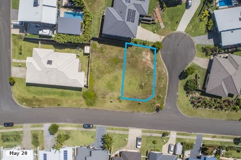 65 Admiralty Dr, Safety Beach, NSW 2456