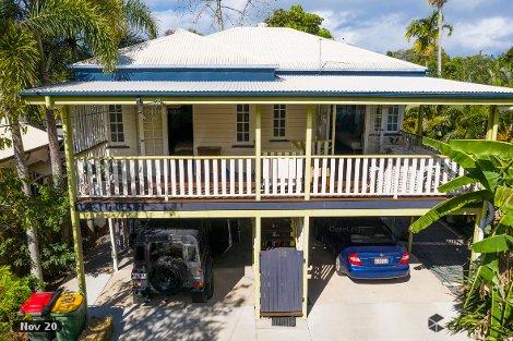 18 Acacia St, Holloways Beach, QLD 4878