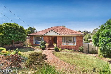 380 Mascoma St, Strathmore Heights, VIC 3041