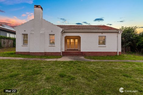 4 La Perouse St, Griffith, ACT 2603