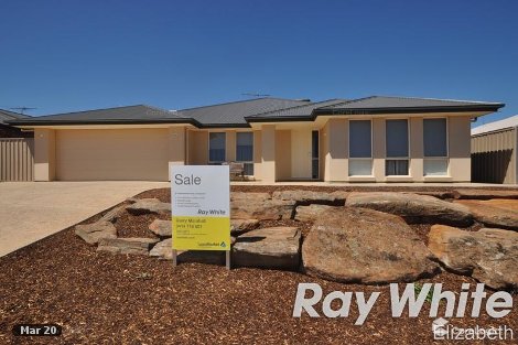 21 Chelmsford St, Craigmore, SA 5114