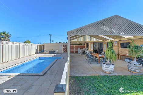 1 Barnes Ct, Craigie, WA 6025