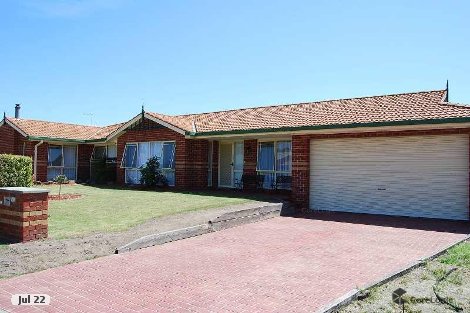 34 Stirling Dr, Lakes Entrance, VIC 3909