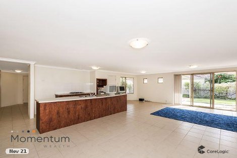 12a Hampton Sq E, Morley, WA 6062