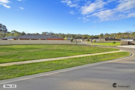 8 Thomas Dr, Marong, VIC 3515