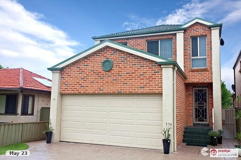 25a Cooper Ave, Moorebank, NSW 2170