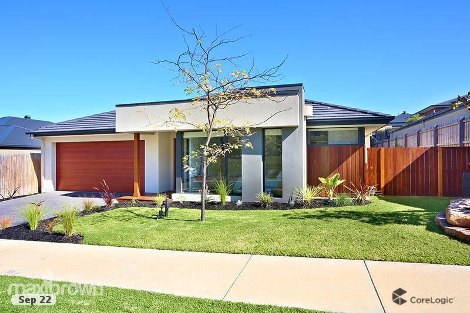 10 Regal Tce, Mooroolbark, VIC 3138