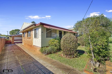 34 Holberton St, Rockville, QLD 4350